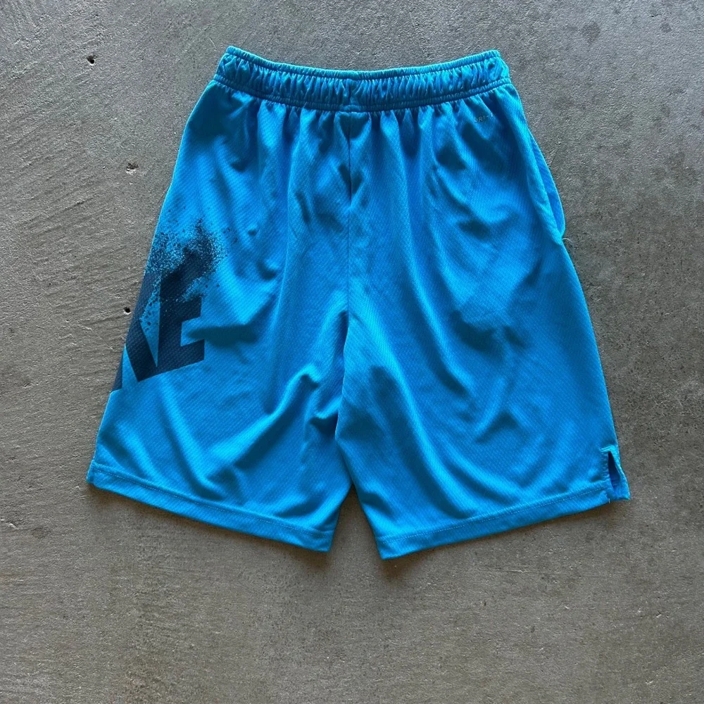 Nike Athletic Shorts Boys XL Blue Dri-Fit Training Mesh Sportswear 893573-482